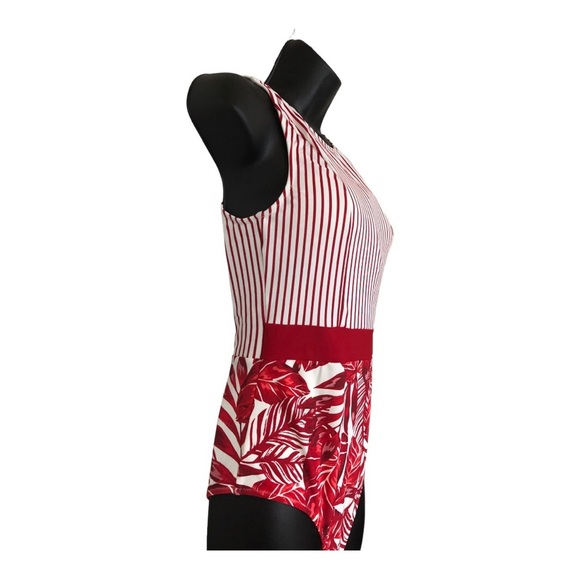 Cupshe red & white striped banded waist red floral open back 1pc swimsuit size M - Picture 11 of 14